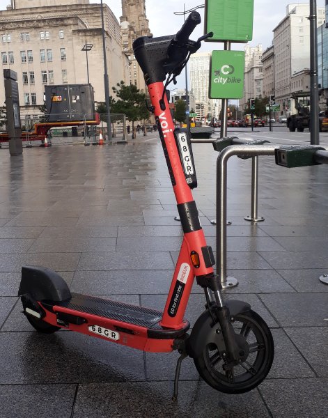 Bild på en Voiager 5 elsparkcykel